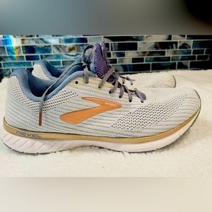 Brooks Revel 3 Running Shoes, Women’s Size 11, 120302 1B089 Medium (B)